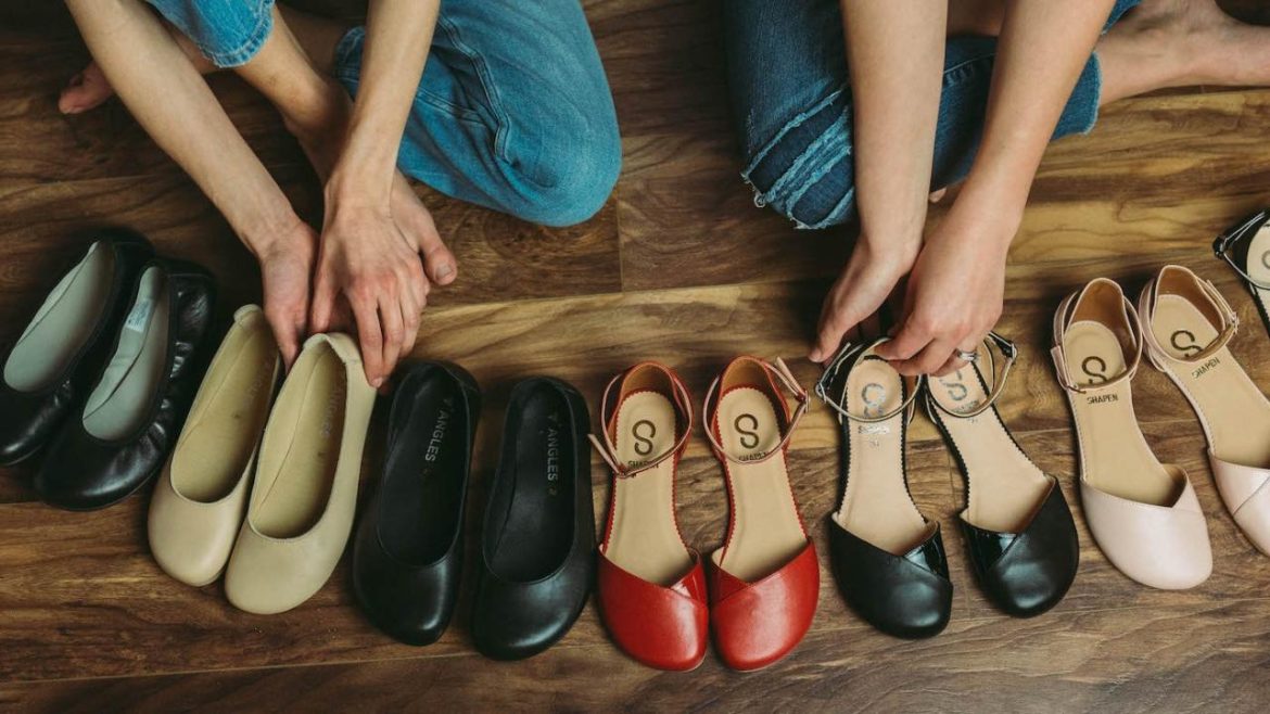Best-barefoot-dress-shoes-for-women-header The 10 Best Stylish Barefoot Dress Shoes for Women | Anya's Reviews