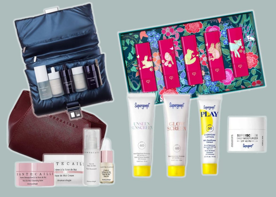 Jet-Set-Gift-Guide Jet Set: Best Beauty Holiday Gift Ideas for Travelers | Observer